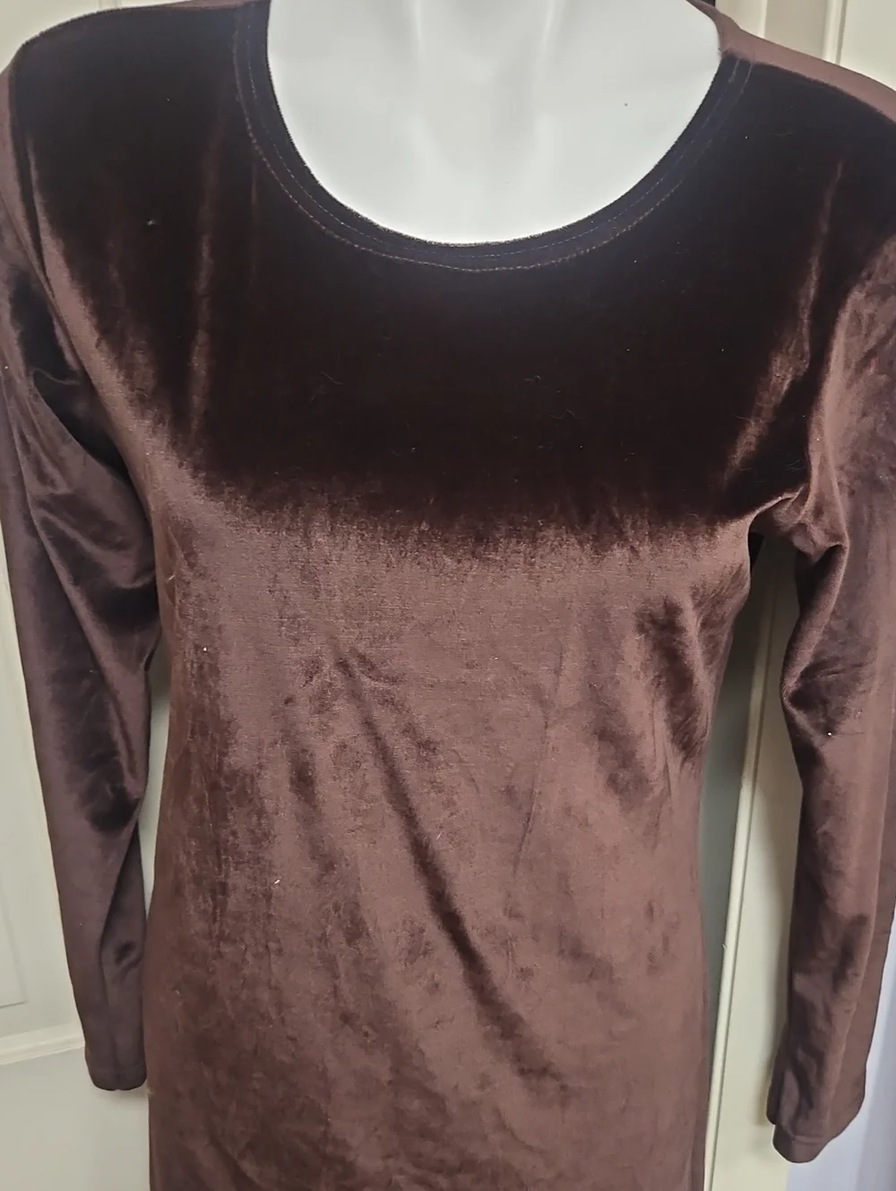 Vintage Classic Long-Sleeve Velvet Maxi  Chocolate Brown